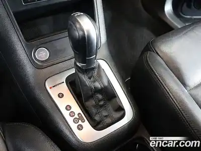 Volkswagen Tiguan 2016 2.0 Автомат в Москве № 147523, миниатюра 8