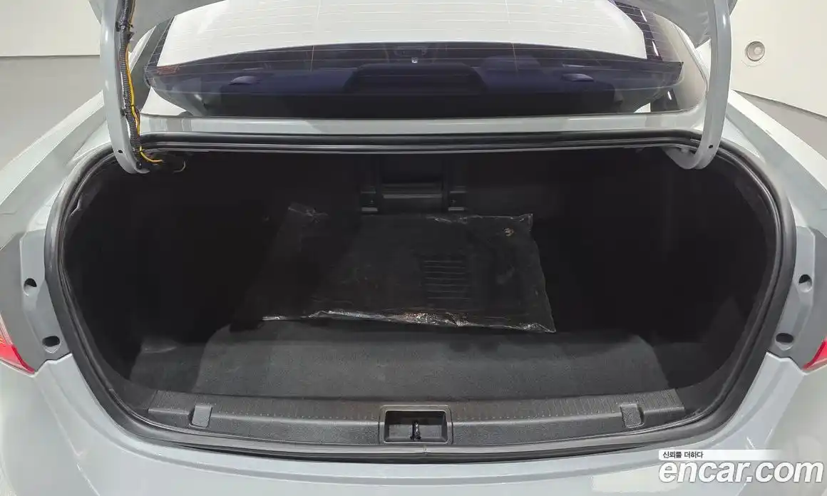 Renault SM3 2018 1.6 Автомат в Москве № 148682, фото 6