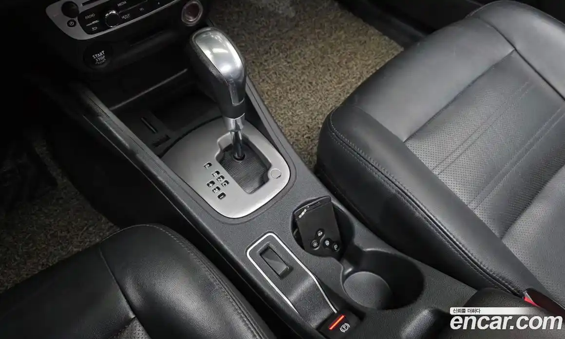 Renault SM3 2018 1.6 Автомат в Москве № 148682, фото 7