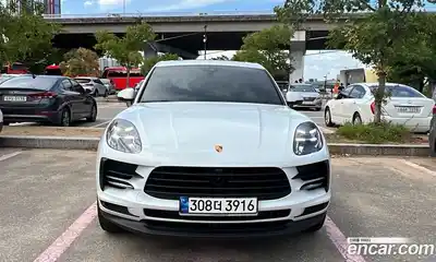 Porsche Macan 2019 2.0 Автомат в Москве № 151926, миниатюра 2