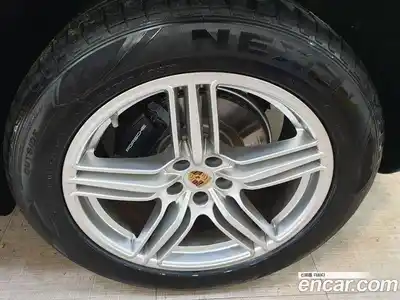 Porsche Macan 2019 2.0 Автомат в Москве № 151926, миниатюра 5