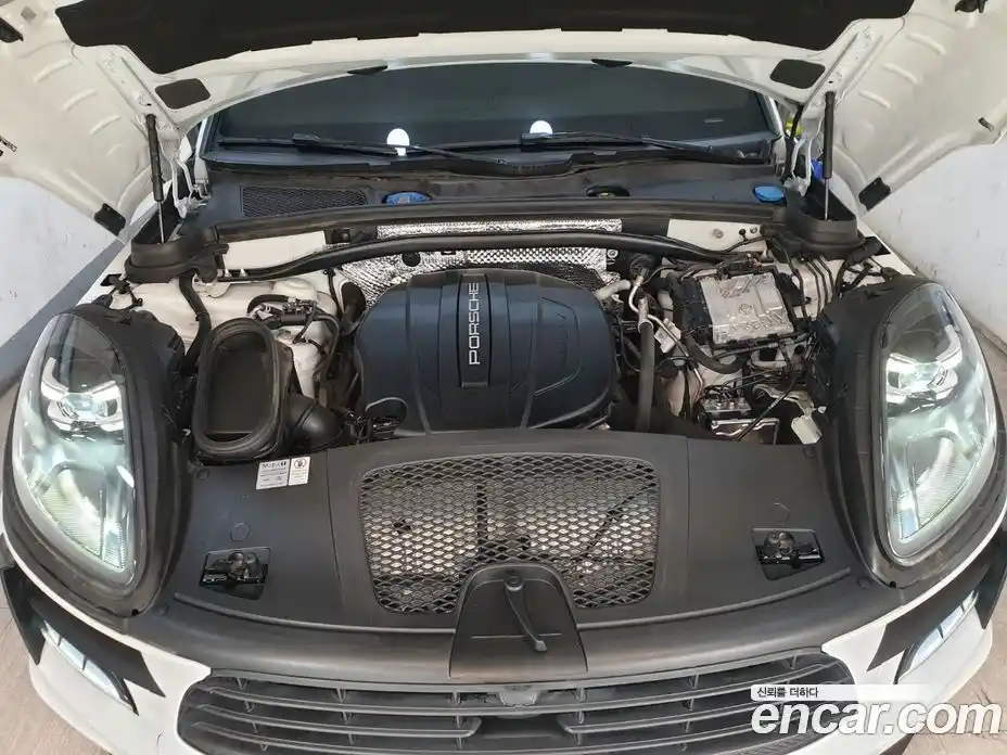 Porsche Macan 2019 2.0 Автомат в Москве № 151926, фото 6