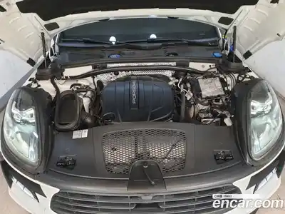 Porsche Macan 2019 2.0 Автомат в Москве № 151926, миниатюра 6