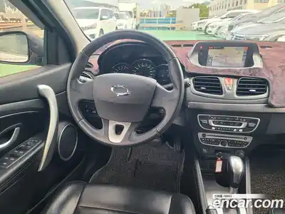 Renault SM3 2010 1.6 Автомат в Москве № 153122, миниатюра 12