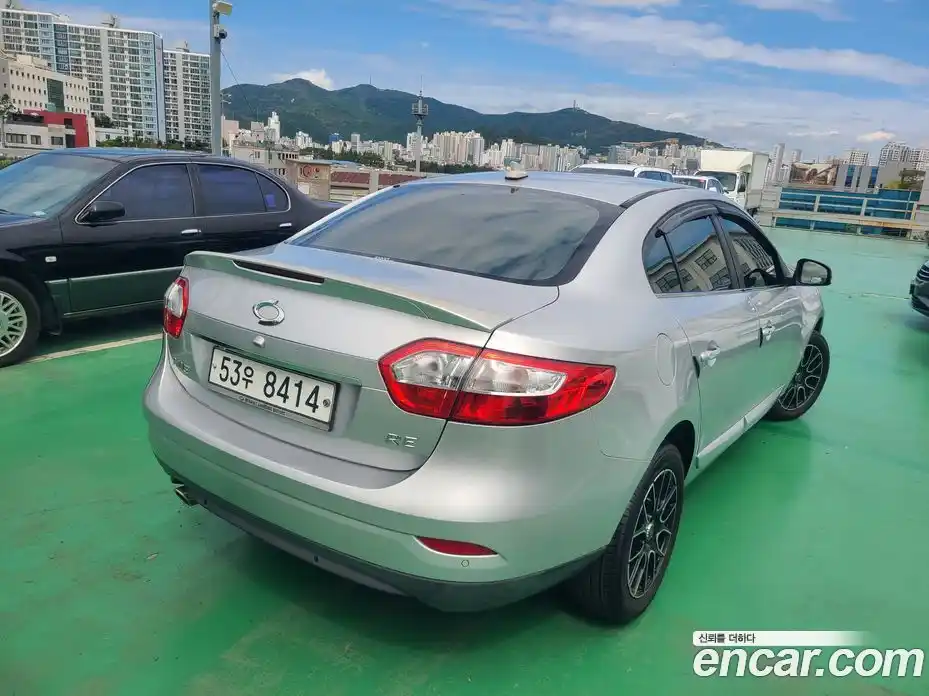 Renault SM3 2010 1.6 Автомат в Москве № 153122, фото 6