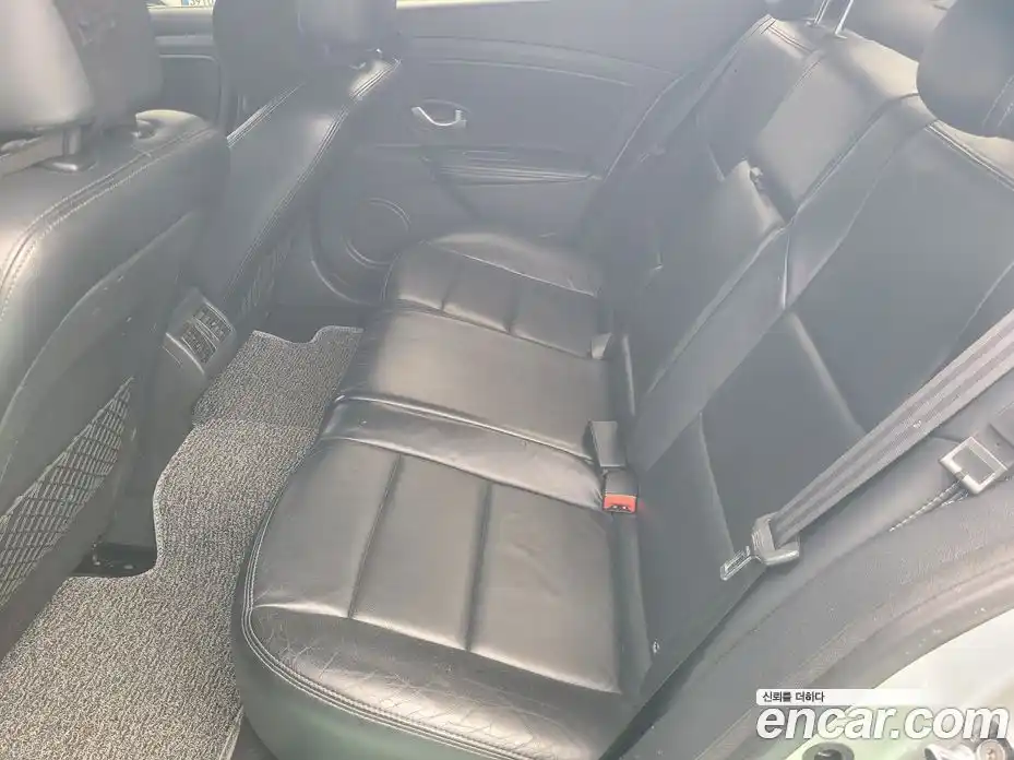 Renault SM3 2010 1.6 Автомат в Москве № 153122, фото 8