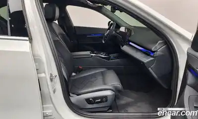 BMW 5-Series 2024 2.0 Автомат в Москве № 153158, миниатюра 2