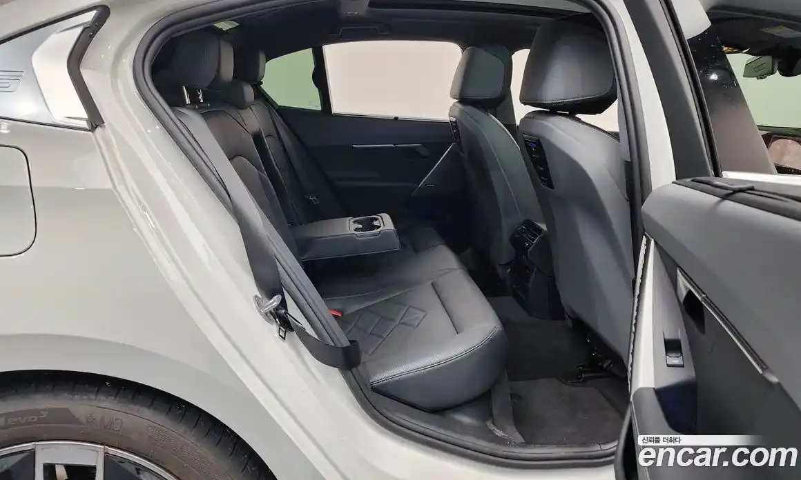 BMW 5-Series 2024 2.0 Автомат в Москве № 153158, фото 5