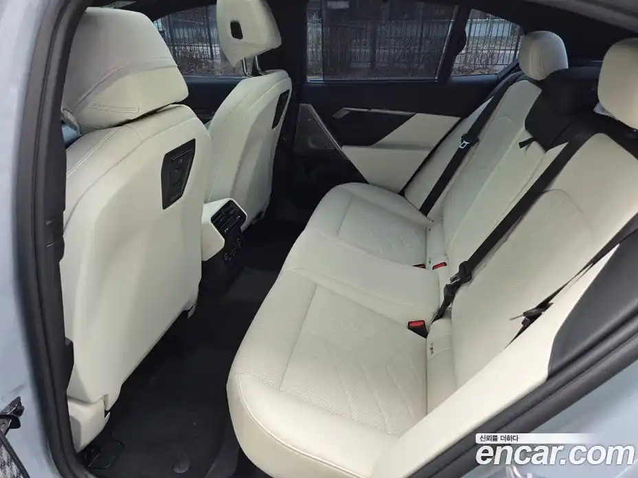 BMW i5 2025 0.2 Автомат в Москве № 153305, фото 15