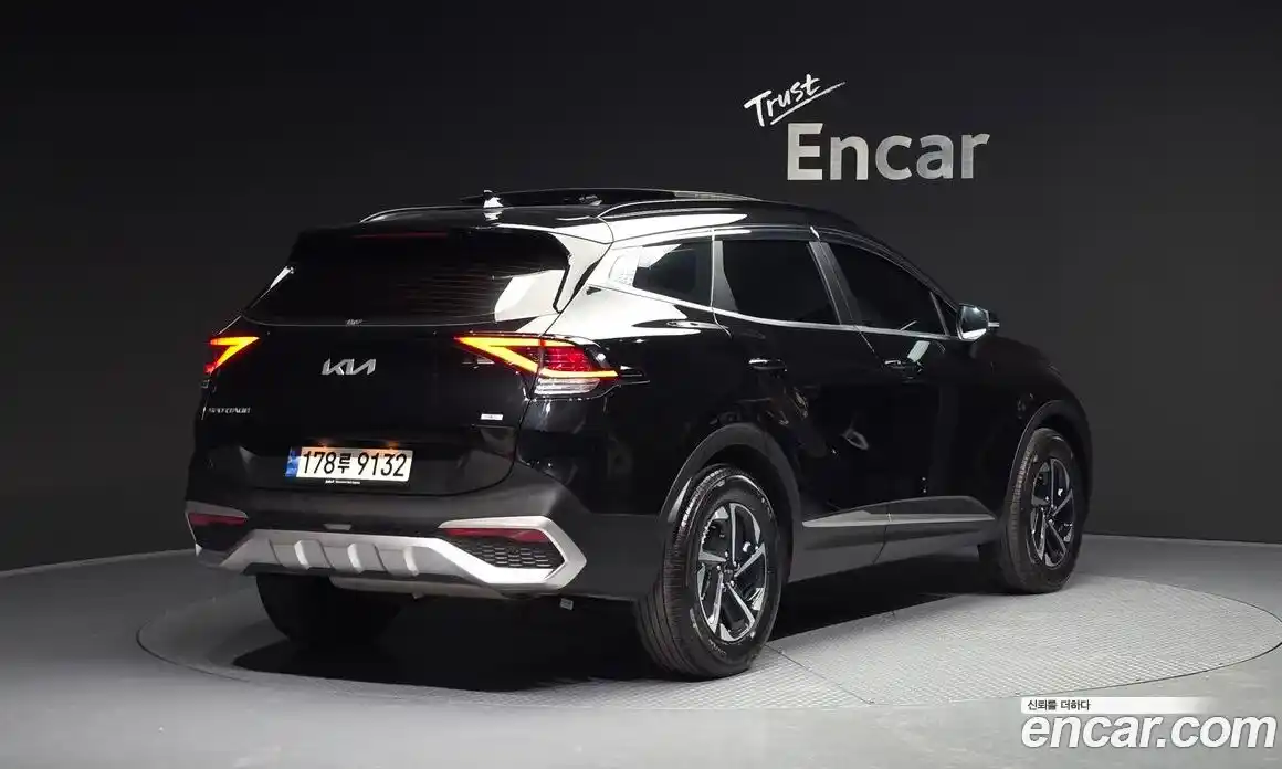 Kia Sportage 2023 1.6 Автомат в Москве № 15394, фото 7