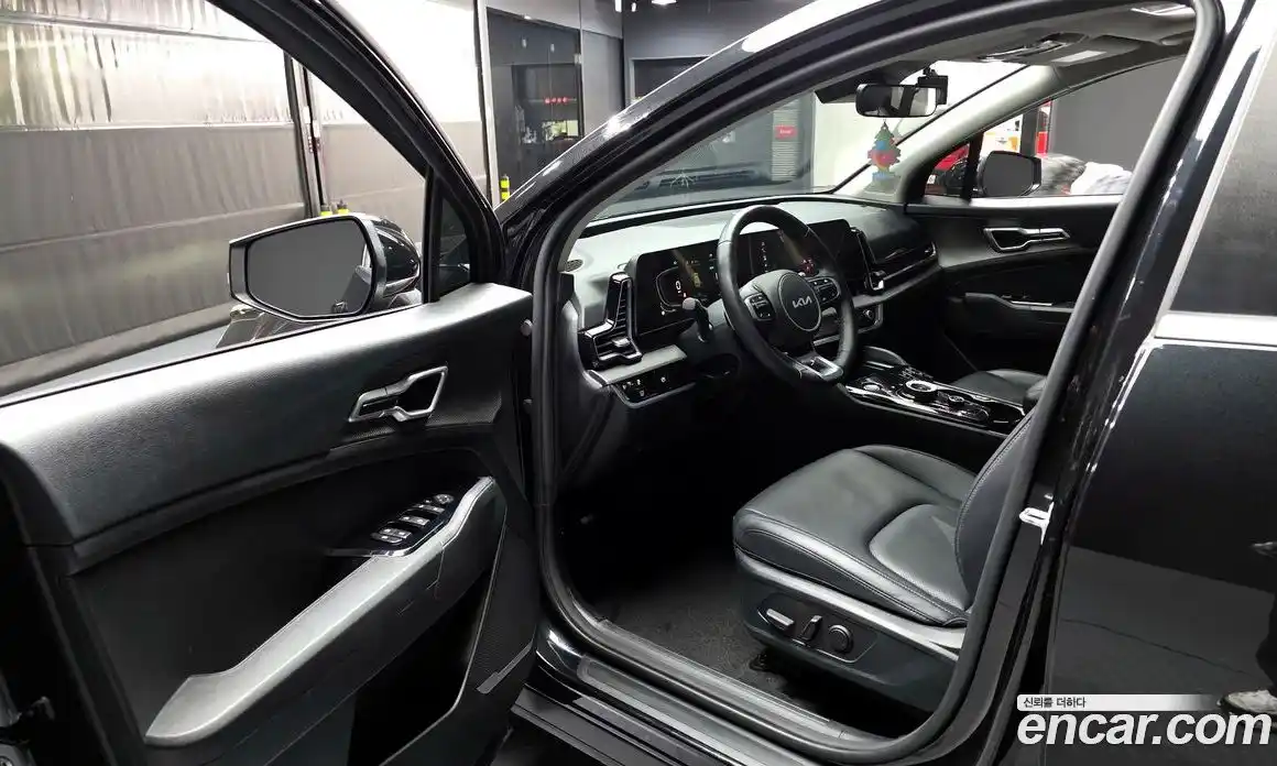 Kia Sportage 2023 1.6 Автомат в Москве № 15394, фото 8