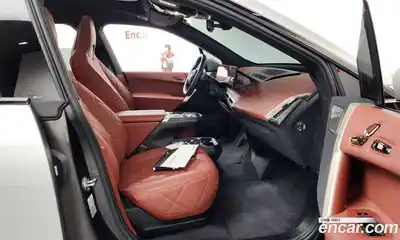 BMW iX 2024 0.3 Автомат в Москве № 153973, миниатюра 11