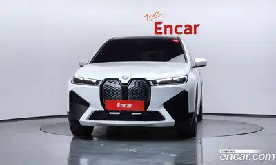 BMW iX 2024 0.3 Автомат в Москве № 153973, миниатюра 3