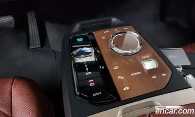 BMW iX 2024 0.3 Автомат в Москве № 153973, миниатюра 9