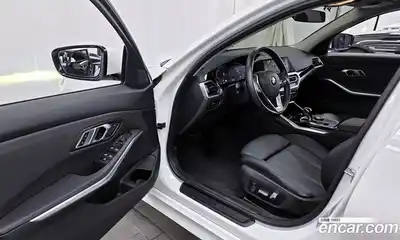 BMW 3-Series 2021 2.0 Автомат в Москве № 154760, миниатюра 10