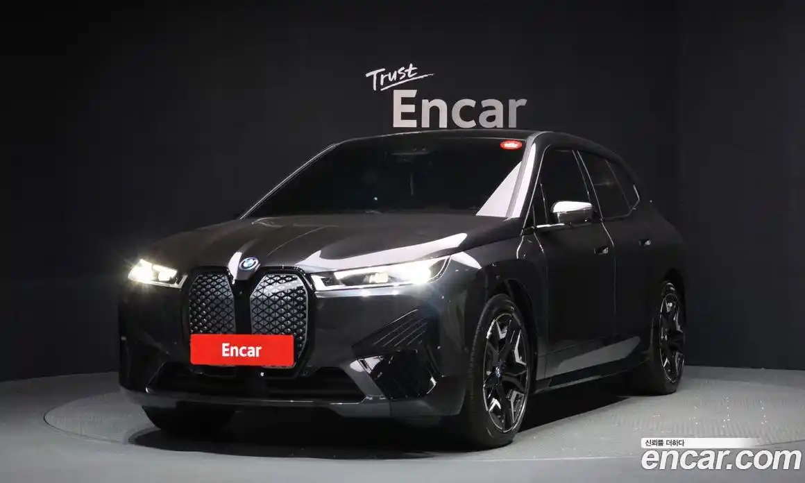 BMW iX 2023 0.3 Автомат в Москве № 157148, фото 1