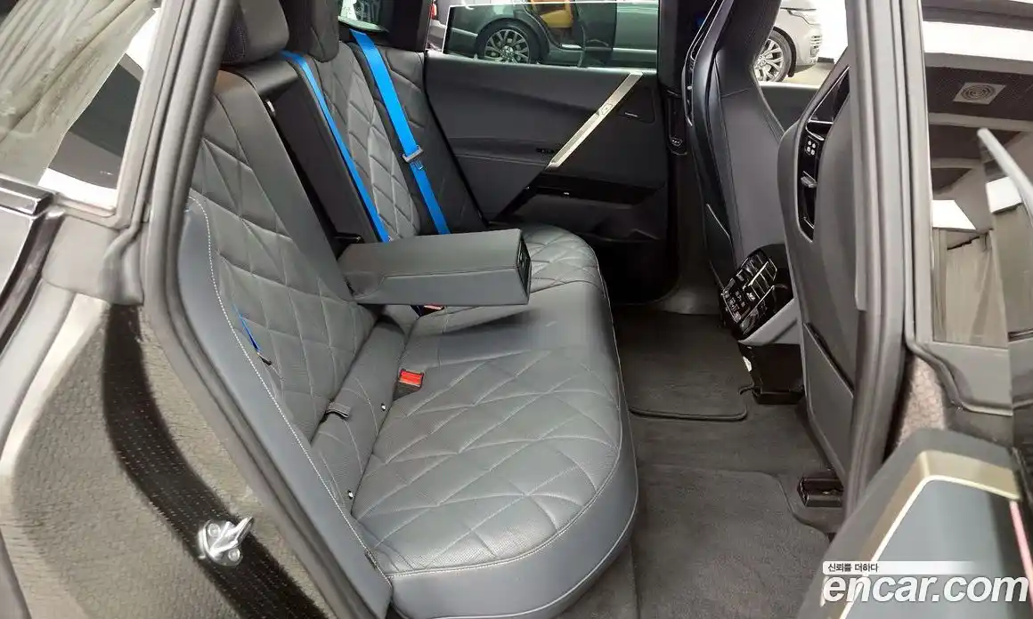 BMW iX 2023 0.3 Автомат в Москве № 157148, фото 13