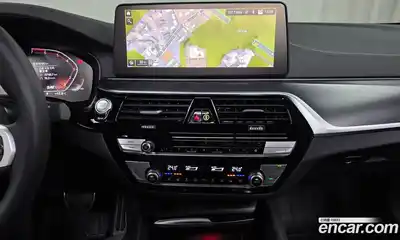 BMW 5-Series 2023 2.0 Автомат в Москве № 157333, миниатюра 3