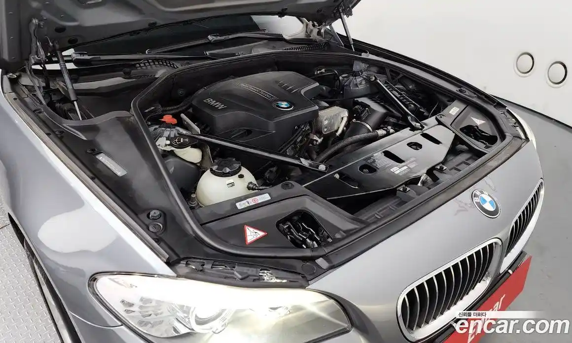 BMW 5-Series 2013 2.0 Автомат в Москве № 157473, фото 20