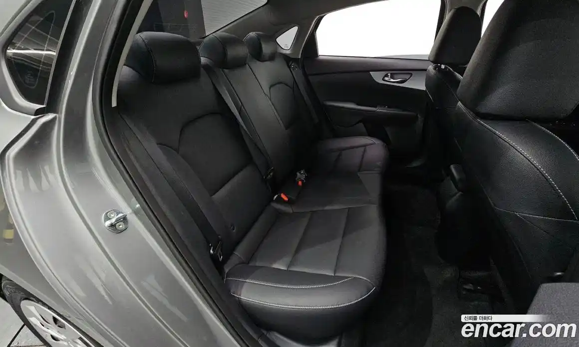 Kia K3 2023 1.6 Автомат в Москве № 15796, фото 13