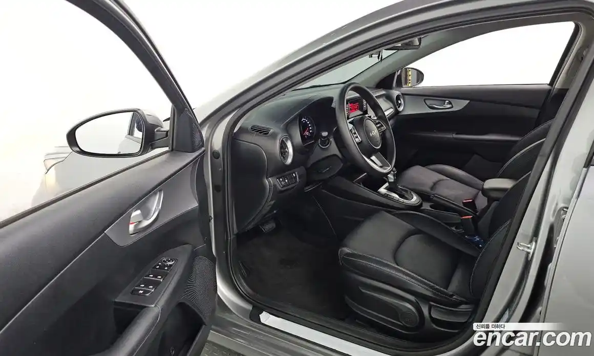 Kia K3 2023 1.6 Автомат в Москве № 15796, фото 10