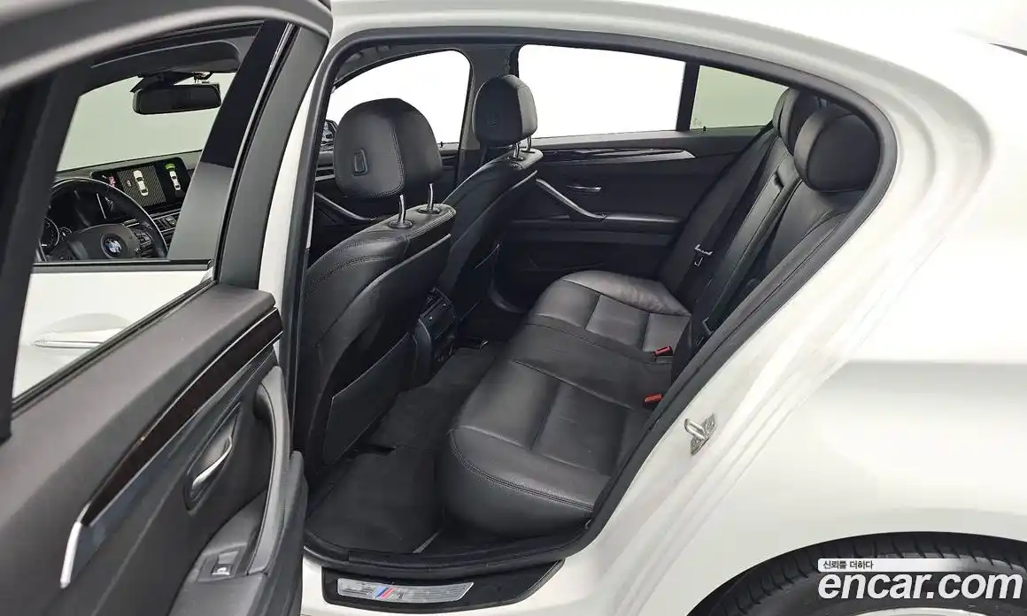 BMW 5-Series 2016 2.0 Автомат в Москве № 158077, фото 12