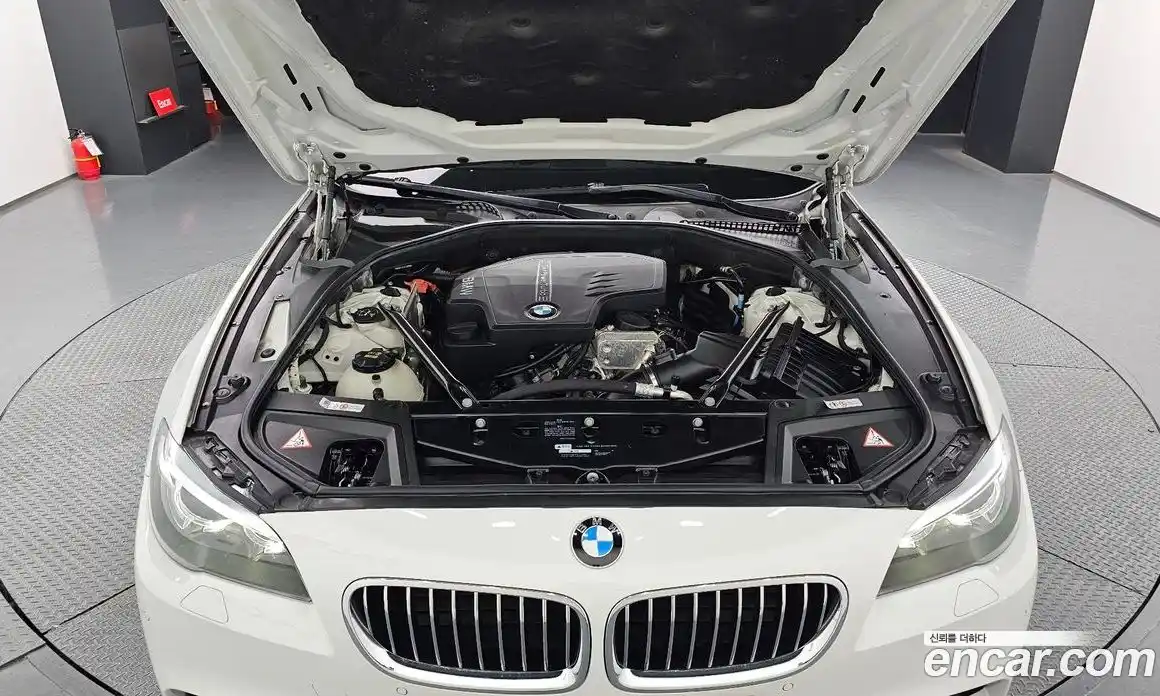 BMW 5-Series 2016 2.0 Автомат в Москве № 158077, фото 4