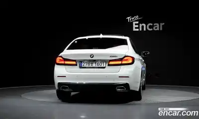 BMW 5-Series, 2021