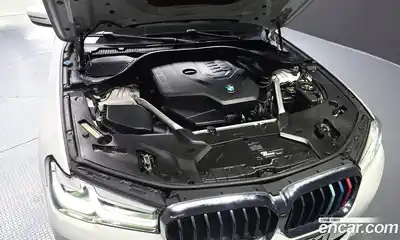 BMW 5-Series 2021 2.0 Автомат в Москве № 159511, миниатюра 3