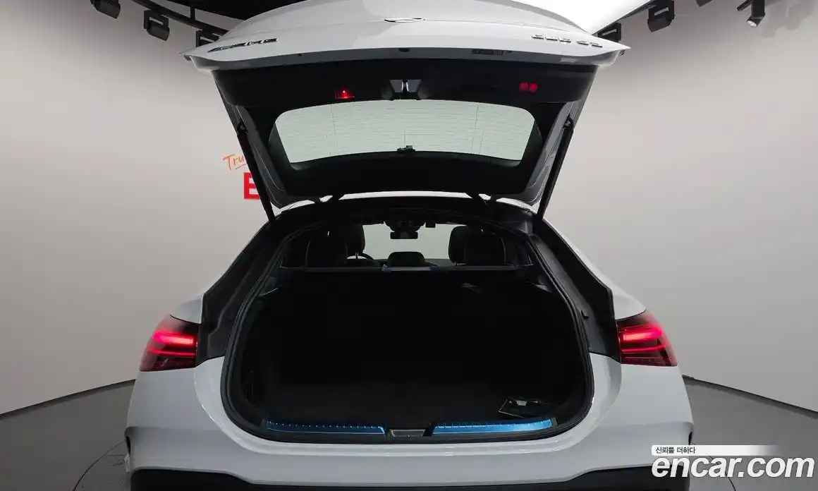 Mercedes-Benz GLE-Class 2025 3.0 Автомат в Москве № 160105, фото 8