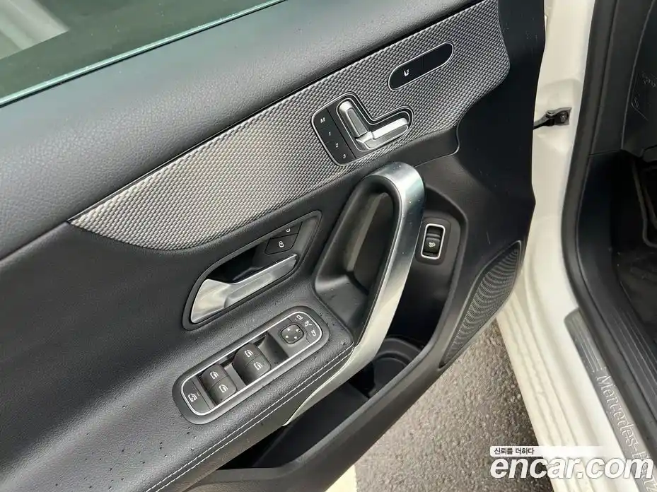 Mercedes-Benz A-Class 2022 2.0 Автомат в Москве № 160525, фото 11