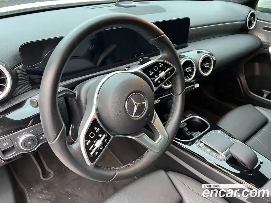 Mercedes-Benz A-Class 2022 2.0 Автомат в Москве № 160525, фото 10