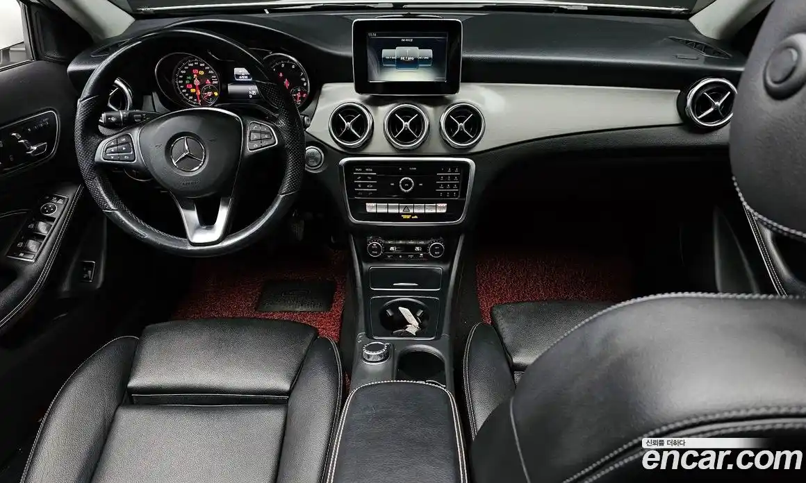 Mercedes-Benz GLA-Class 2019 2.0 Автомат в Москве № 160782, фото 18