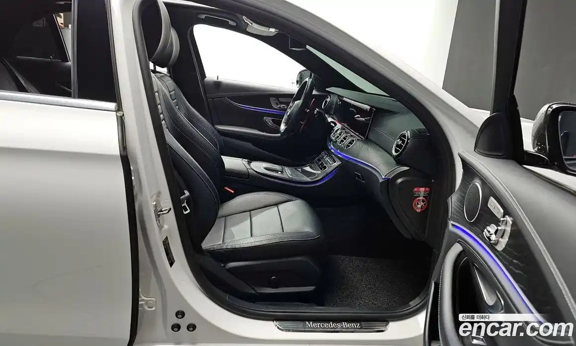 Mercedes-Benz E-Class 2021 1.9 Автомат в Москве № 161896, фото 11