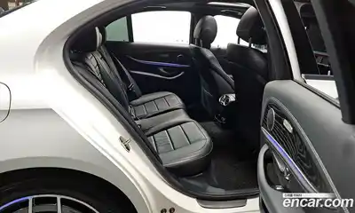 Mercedes-Benz E-Class 2021 1.9 Автомат в Москве № 161896, миниатюра 12