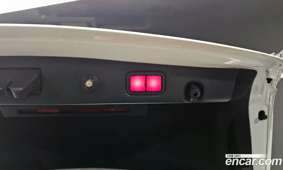 Mercedes-Benz E-Class 2021 1.9 Автомат в Москве № 161896, фото 20