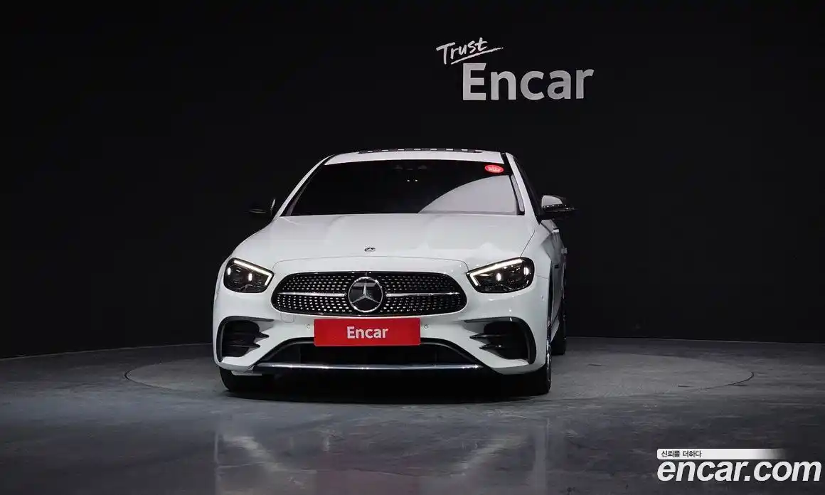 Mercedes-Benz E-Class 2021 1.9 Автомат в Москве № 161896, фото 3