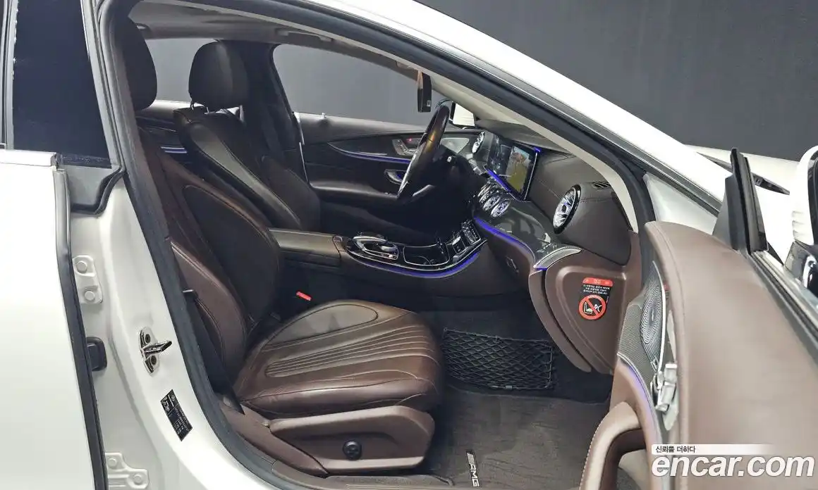 Mercedes-Benz CLS-Class 2019 1.9 Автомат в Москве № 162092, фото 17