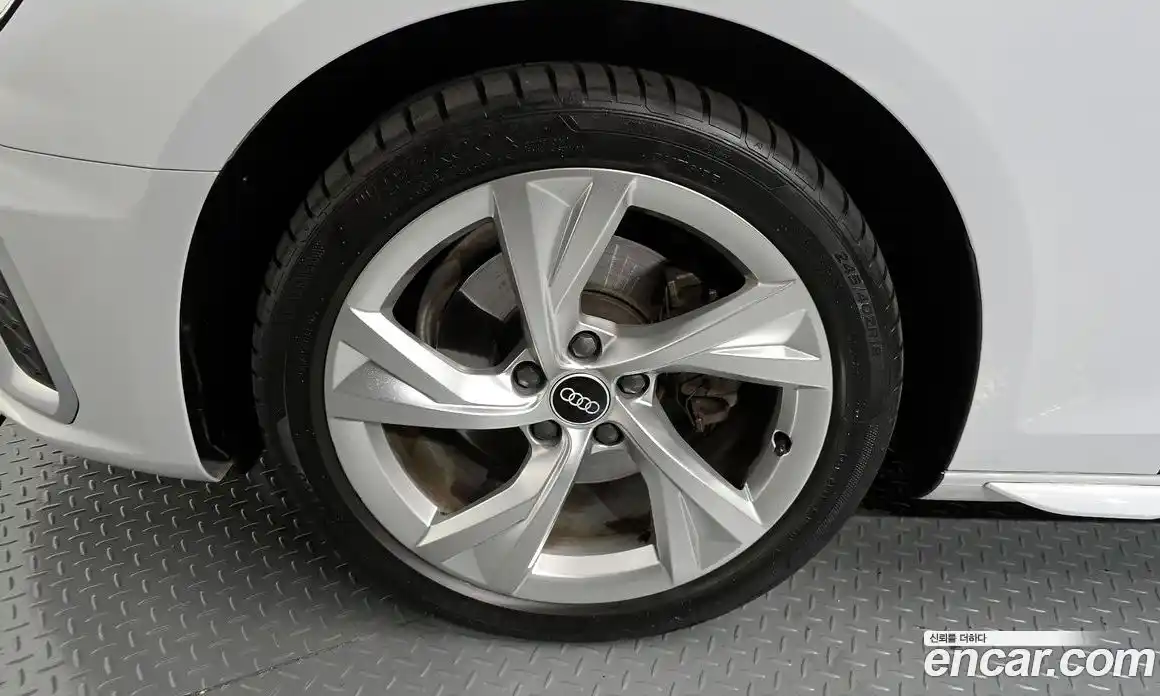 Audi A4 2021 2.0 Автомат в Москве № 162585, фото 7