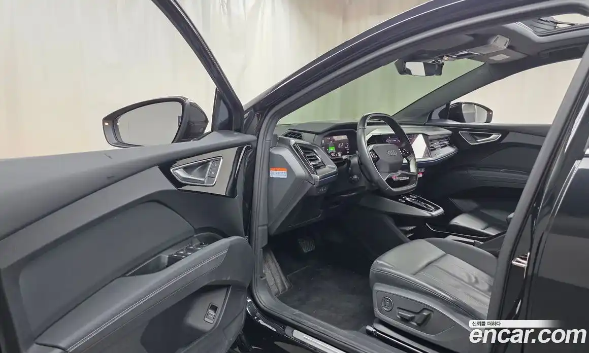 Audi Q4 e-tron 2023 0.2 Автомат в Москве № 162741, фото 16