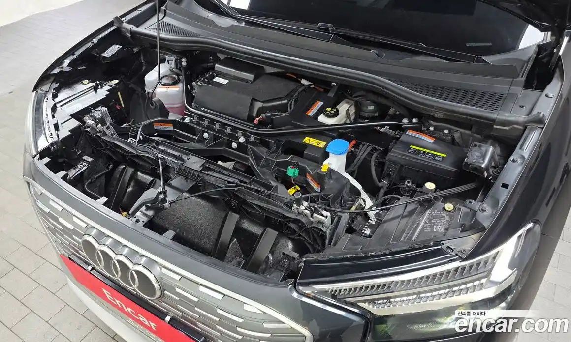 Audi Q4 e-tron 2023 0.2 Автомат в Москве № 162741, фото 8