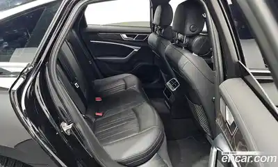 Audi A6 2021 2.0 Автомат в Москве № 163037, миниатюра 3