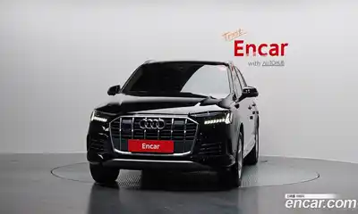 Audi Q7 2022 3.0 Автомат в Москве № 163333, миниатюра 2