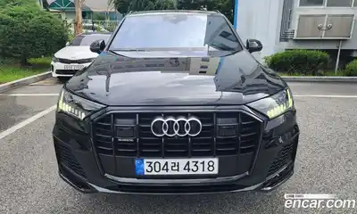 Audi Q7 2023 3.0 Автомат в Москве № 163960, миниатюра 3