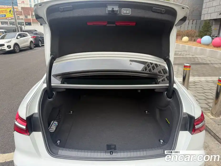 Audi A6 2021 2.0 Автомат в Москве № 164003, фото 20