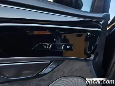 Audi A8 2021 3.0 Автомат в Москве № 164111, миниатюра 9