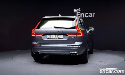 Volvo XC60 2018 2.0 Автомат в Москве № 164568, миниатюра 2