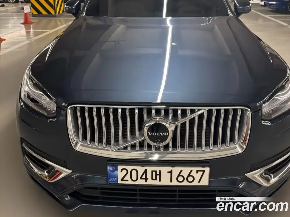 Volvo XC90 2024 2.0 Автомат в Москве № 164744, фото 3