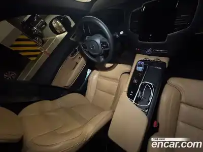 Volvo XC90 2024 2.0 Автомат в Москве № 164744, миниатюра 9