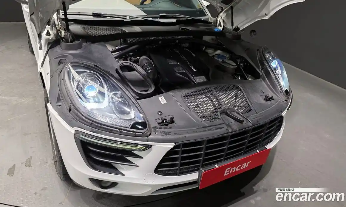 Porsche Macan 2017 3.0 Автомат в Москве № 165590, фото 13